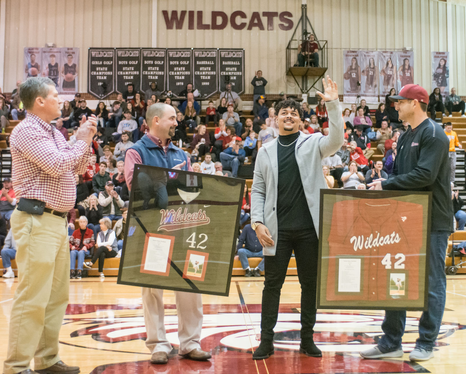 Major League honor, Sheffield has jersey retired
